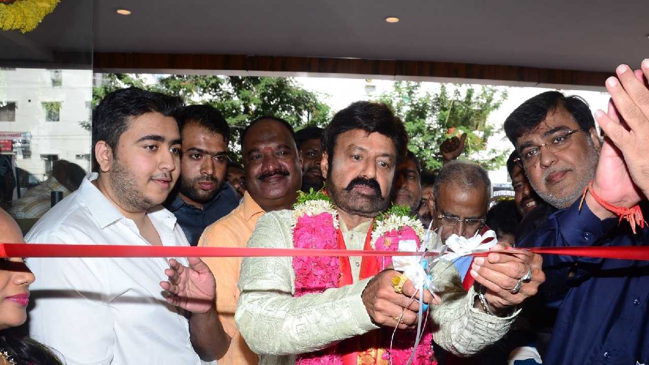 Balakrishna : మా అబ్బాయికి ‘మోక్షజ్ఞ’ పేరుని నాన్న ఇక్కడే పెట్టారు.. బాలకృష్ణ!