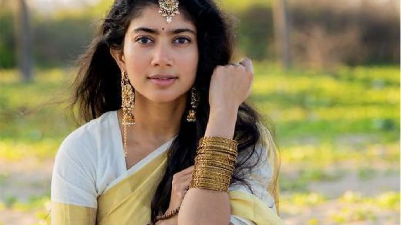 Sai Pallavi : బాలీవుడ్ హీరోకి జోడిగా సాయి పల్లవి?
