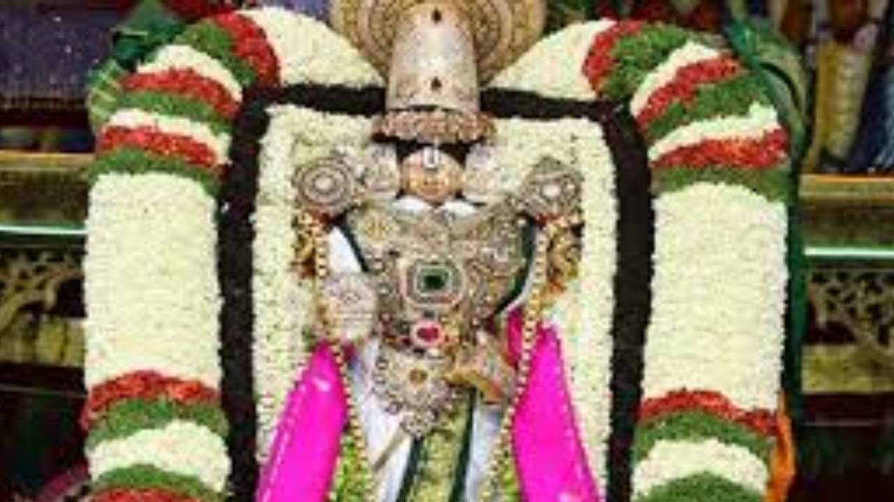 TTD: శ్రీవారి భక్తులకు శుభవార్త… నిత్యకైంకర్యాలకు ఉపయోగించే అభిషేక పదార్థాలు సొంతంగా తయారు…!.!