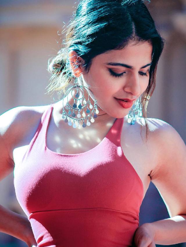 Iswarya Menon heating up social media..