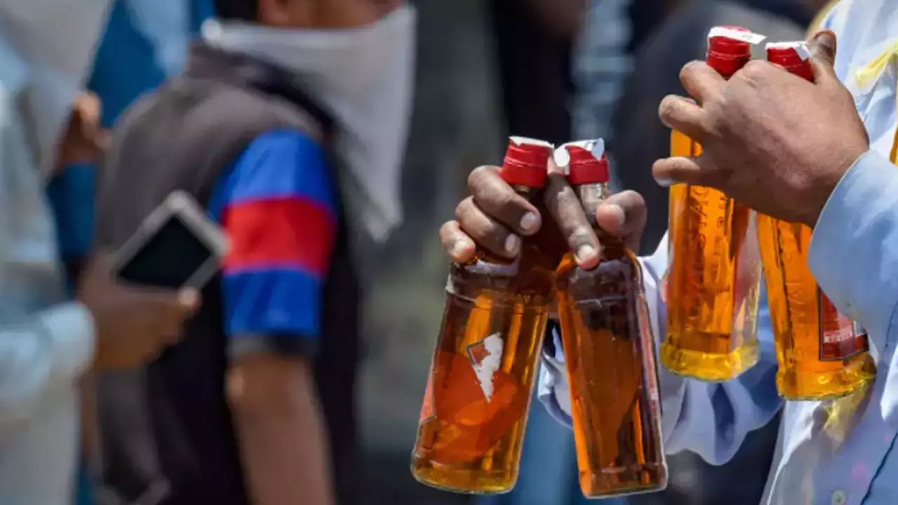 Liquor Sale: సంక్రాంతి లిక్కర్ కిక్.. అయ్యా బాబోయ్ ఎంత తాగేశారో!