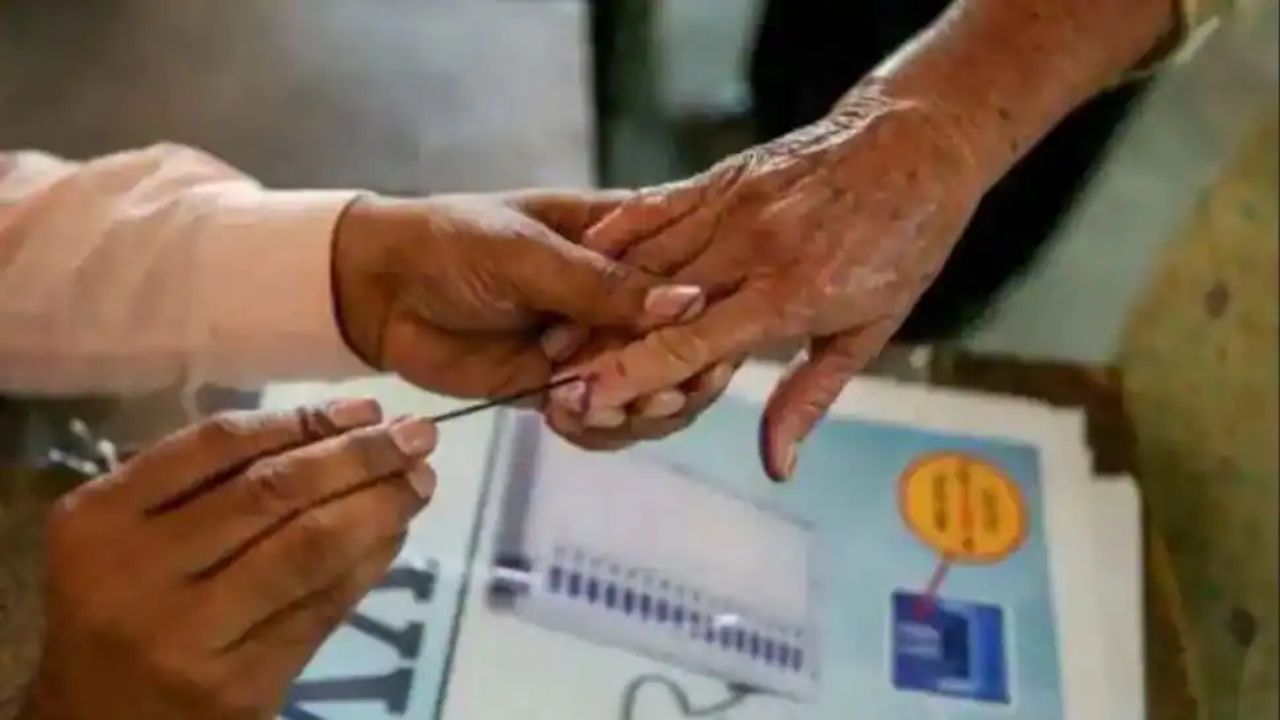 MLC Elections: మహబూబ్నగర్-రంగారెడ్డి-హైదరాబాద్ టీచర్ ఎమ్మెల్సీ బరిలో 21 మంది!