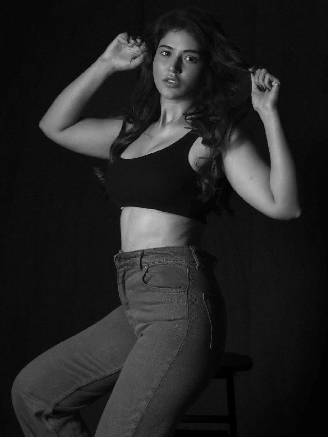 I would say no, if i get a chance to act with Pawan Kalyan.. Priyanka Javalkar!