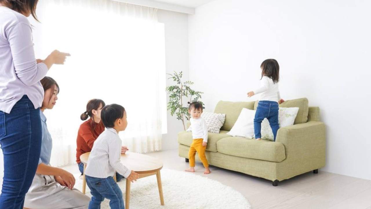 Children’s : ఈ వస్తువులు పిల్లల దగ్గర ఉంచకూడదు.. పిల్లల రూముల్లో కూడా ఉంచకండి..