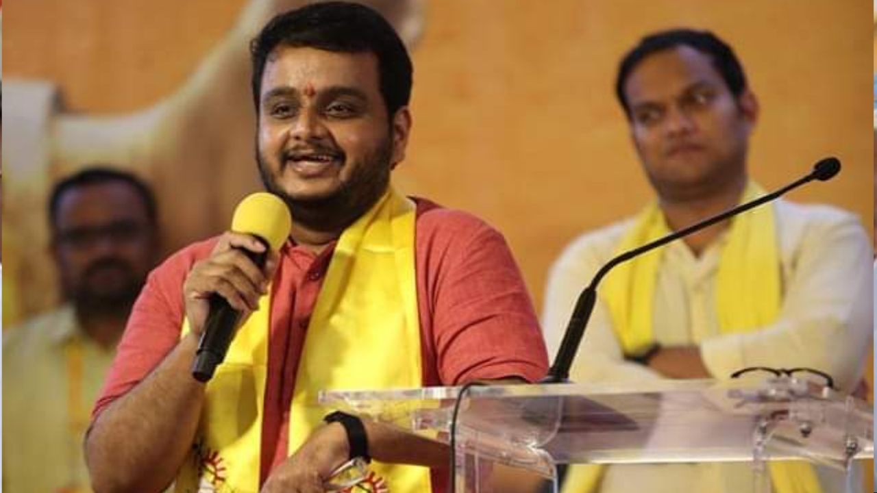 iTDP: సోషల్ మీడియా కేసు.. సీఐడీ విచారణకి హాజరైన చింతకాయల విజయ్!