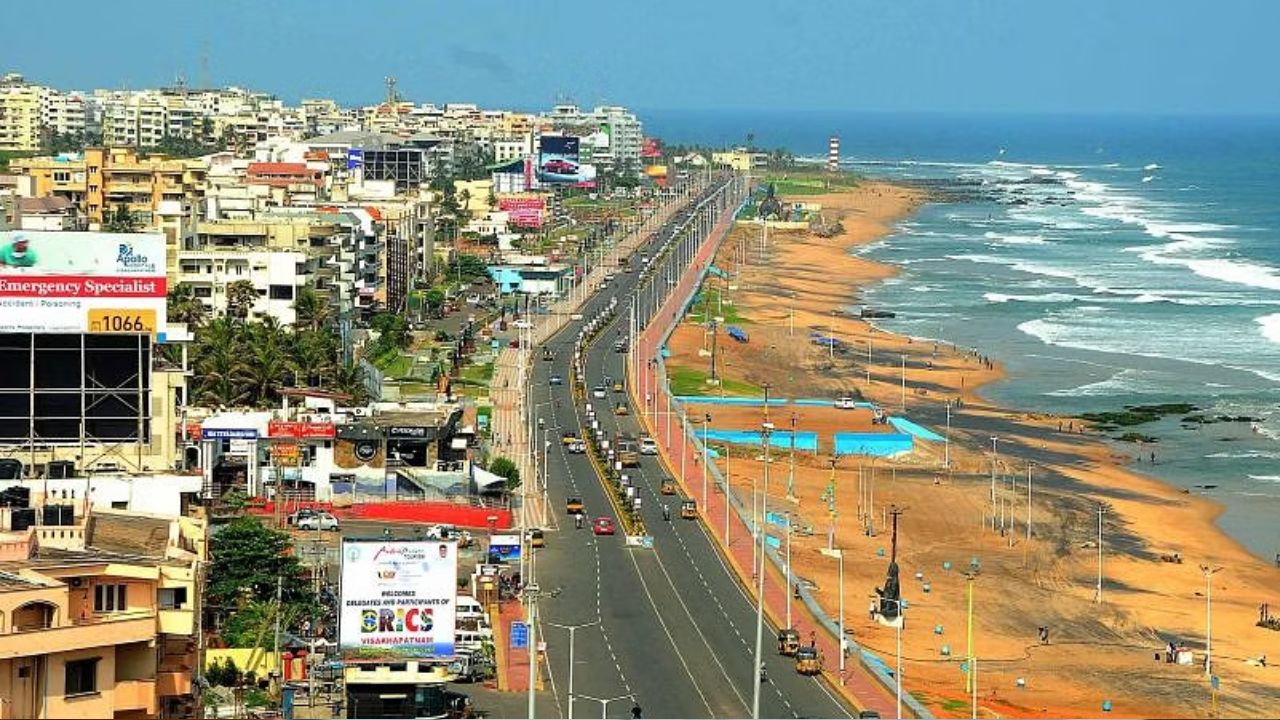 AP Capital: రాజధాని విశాఖ తరలింపుకి ముహూర్తం ఫిక్స్? డేట్ ఎప్పుడంటే?