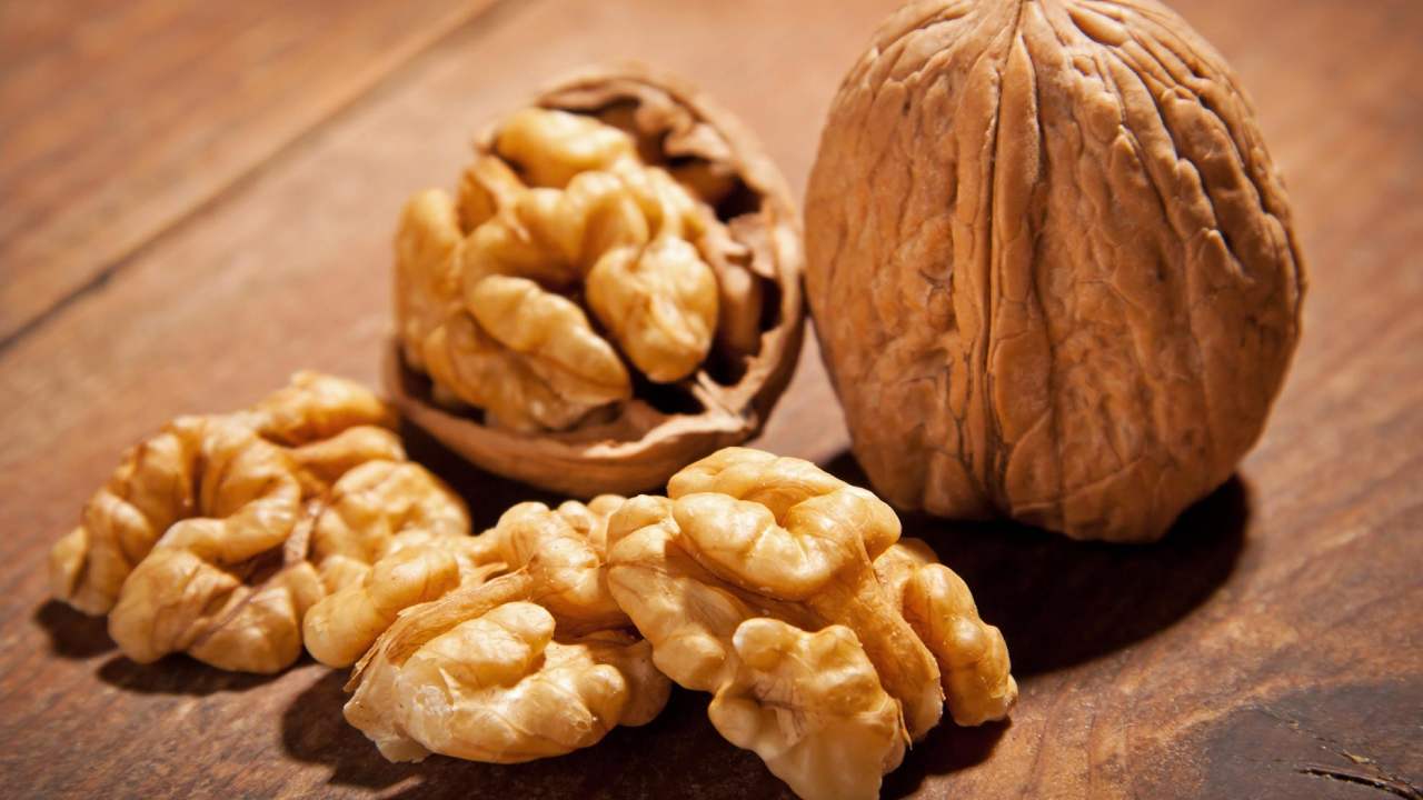 Walnuts : వాల్నట్స్ తినడం వల్ల ప్రయోజనాలు తెలుసా??