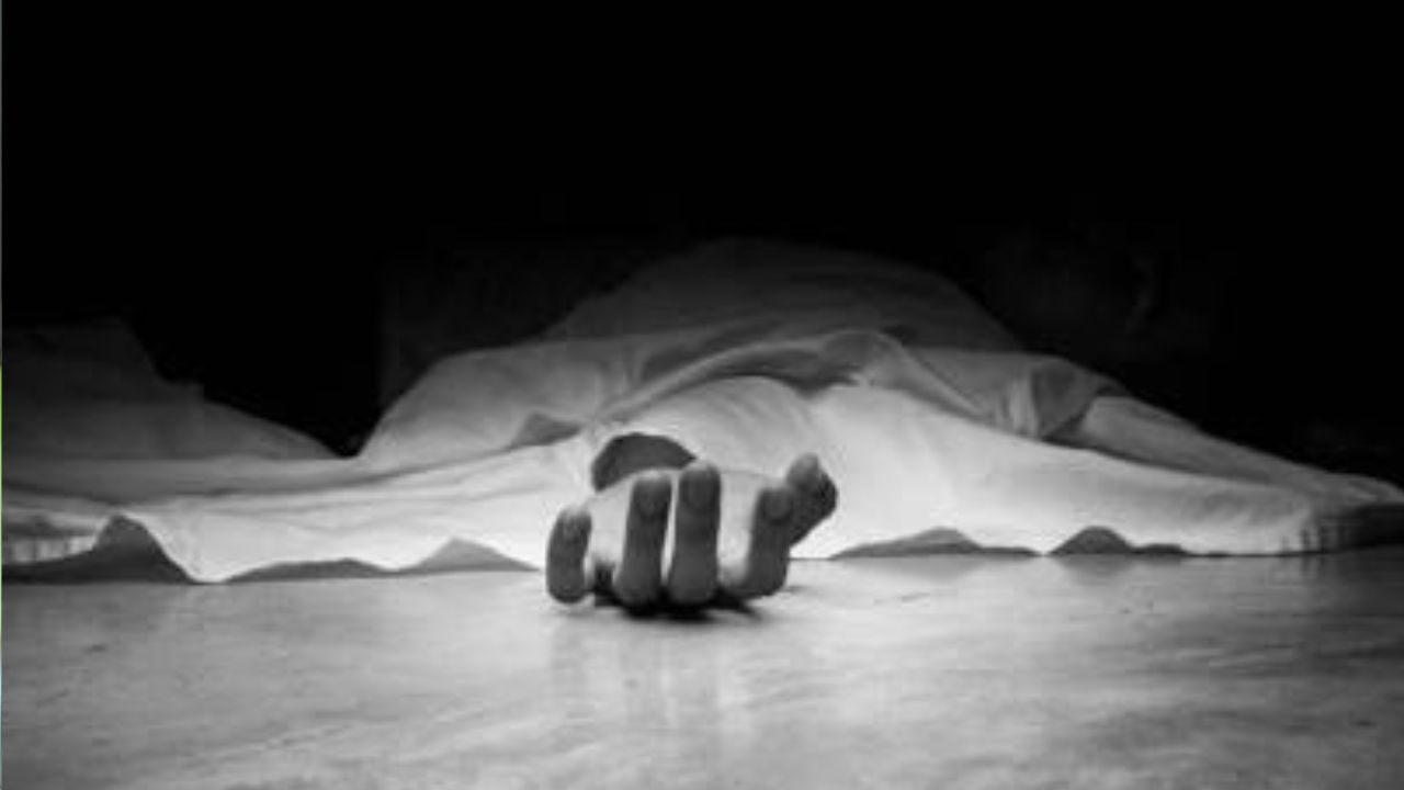 Hyderabad: భార్యతో గొడవ.. ఆమె చూస్తుండగానే బిల్డింగ్‌పై నుండి దూకి భర్త ఆత్మహత్య!