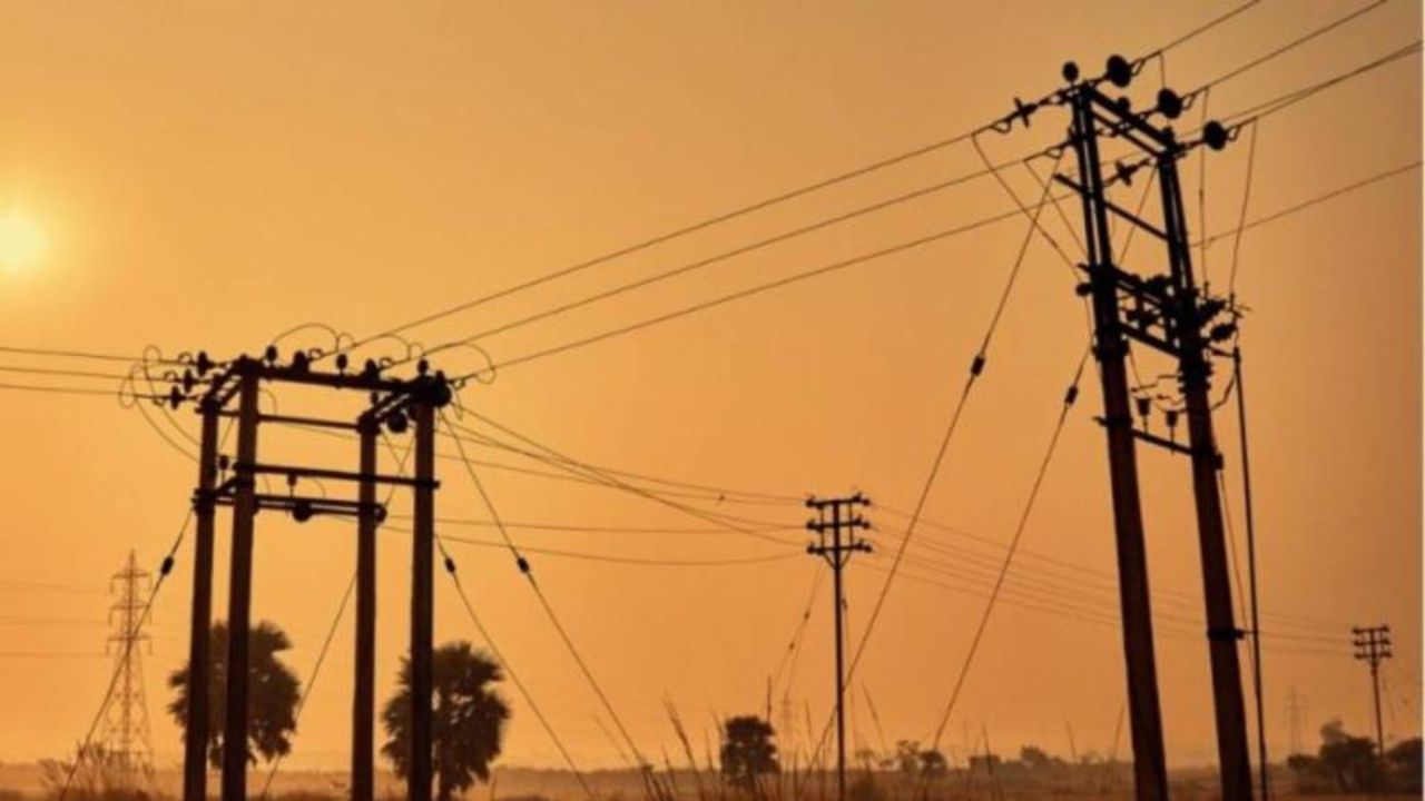 Power consumption: మండిపోతున్న ఎండలు.. కరెంట్ వినియోగంలో చరిత్ర తిరగరాస్తున్న తెలంగాణ!