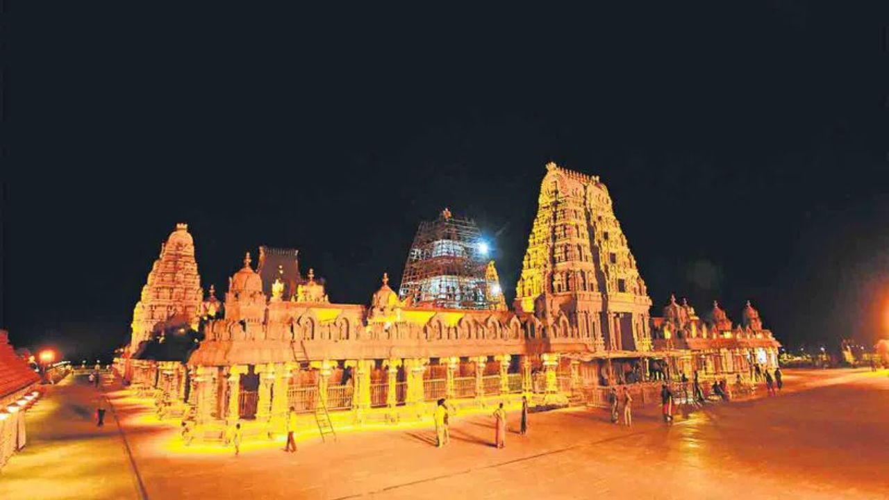 Yadagirigutta Brahmothsavalu: యాదగిరి గుట్టపై వెలసిన లక్ష్మీ నరసింహ స్వామి బ్రహ్మోత్సవాల విశిష్టత ఎంటో తెలుసా…?