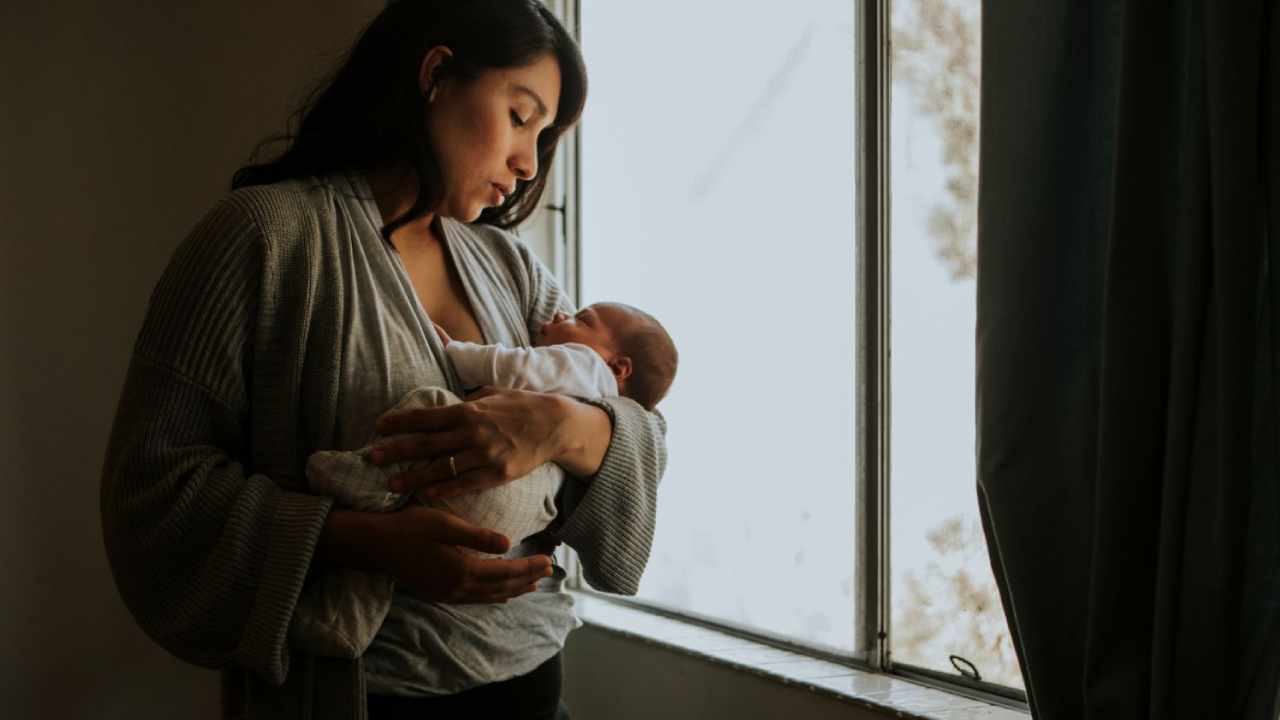 After Pregnancy : ప్రసవం తరువాత ఆడవారిలో సహజంగా వచ్చే మార్పులు.. కొన్ని జాగ్రత్తలు తీసుకోవాలి..