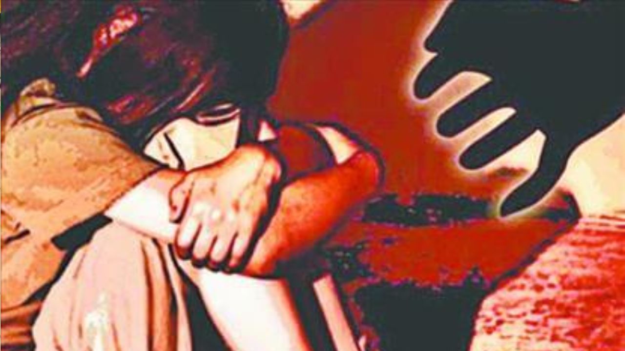 Rape In Hyderabad: మరో దారుణం.. నాలుగేళ్ళ చిన్నారిపై ఆటోలో అత్యాచారం చేసిన కామాంధుడు!